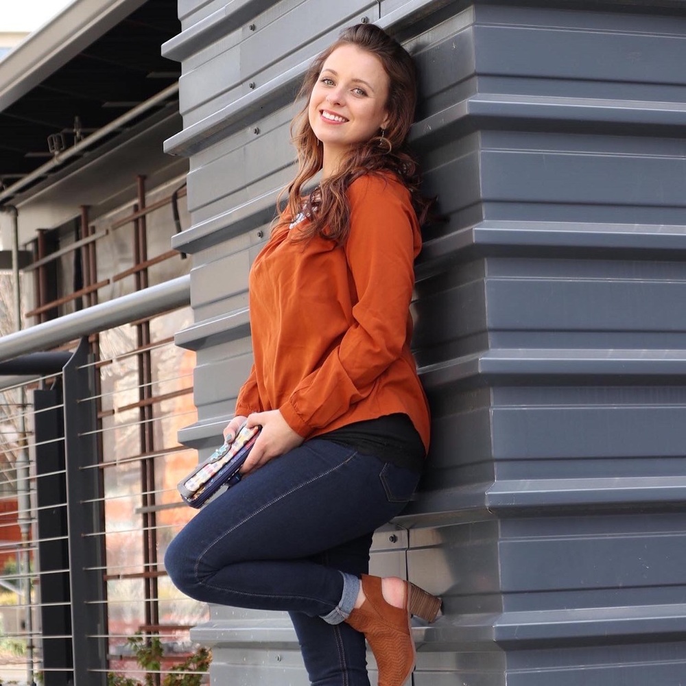 Meet your Posher, Hannah